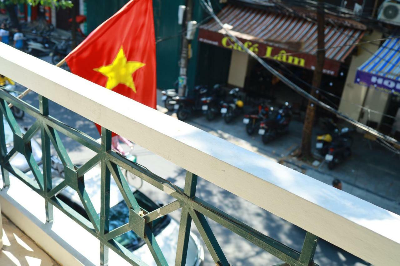 Thuc At 3Am Hostel Hanoi Bagian luar foto