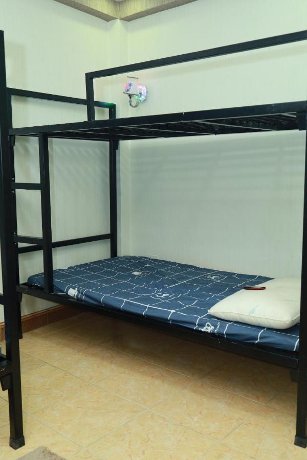 Thuc At 3Am Hostel Hanoi Bagian luar foto